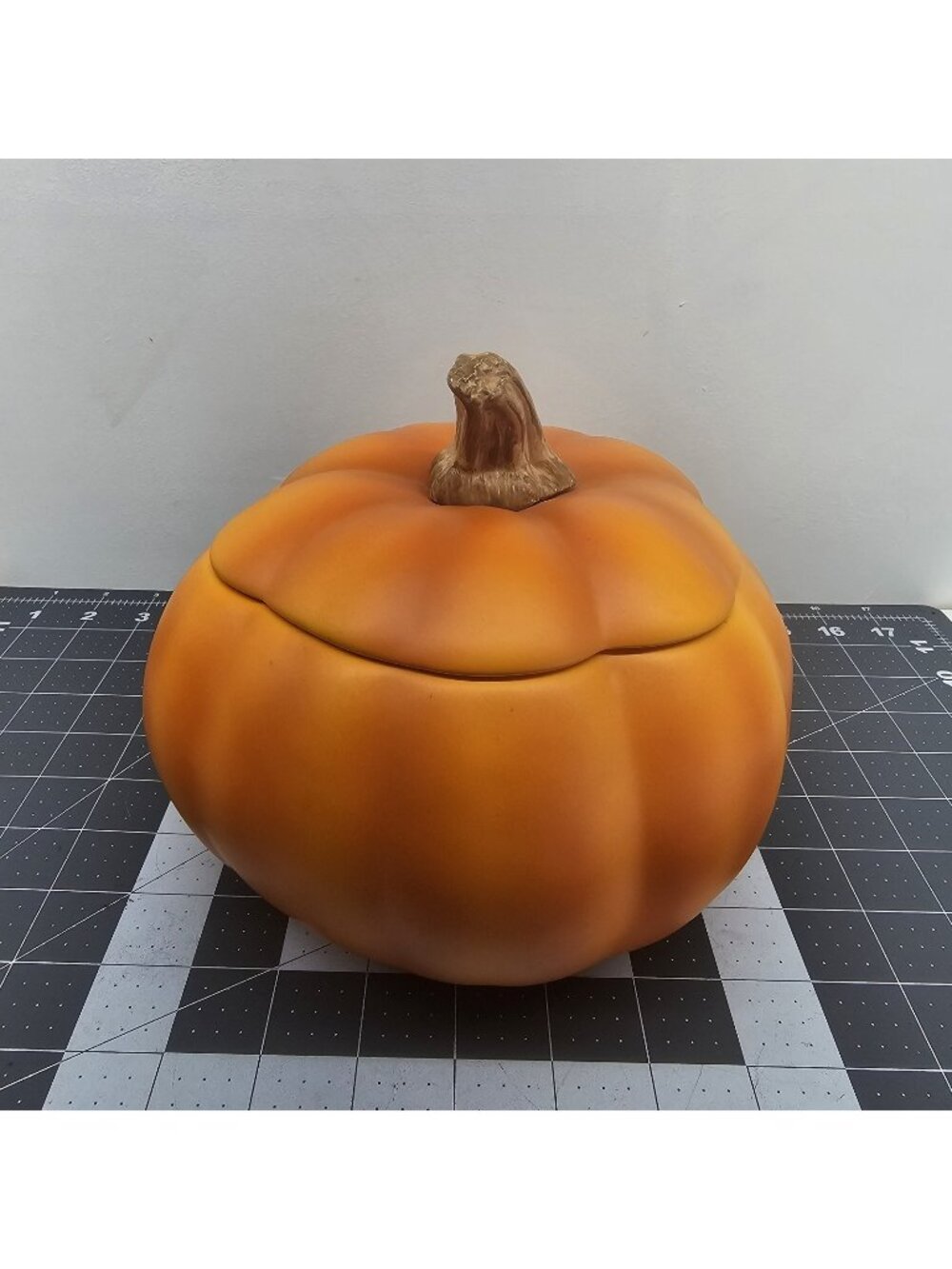 Teleflora Orange Ceramic Pumpkin Candy Cookie Bowl w/ Lid Autumn Halloween Fall